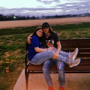 Meet your Posher, Abigail